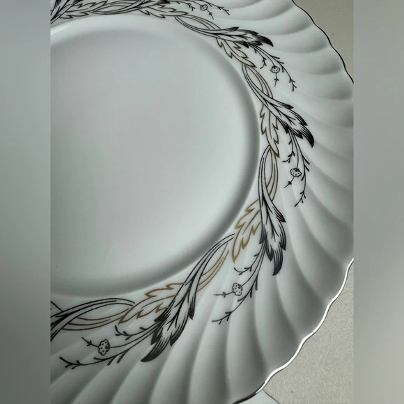 Princess Pearl Grey by ROYAL TETTAU Salad Plate set of 8 - Picture 4 of 6